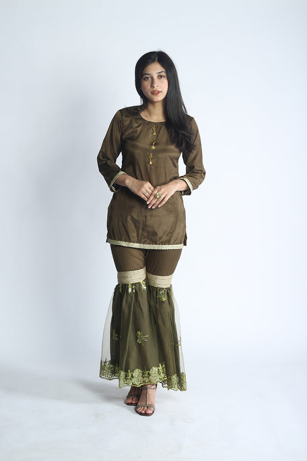 Hormat Ghagra Kurti